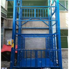 直銷鏈條導(dǎo)軌式液壓貨梯，液壓叉車，液壓起重貨梯安裝施工